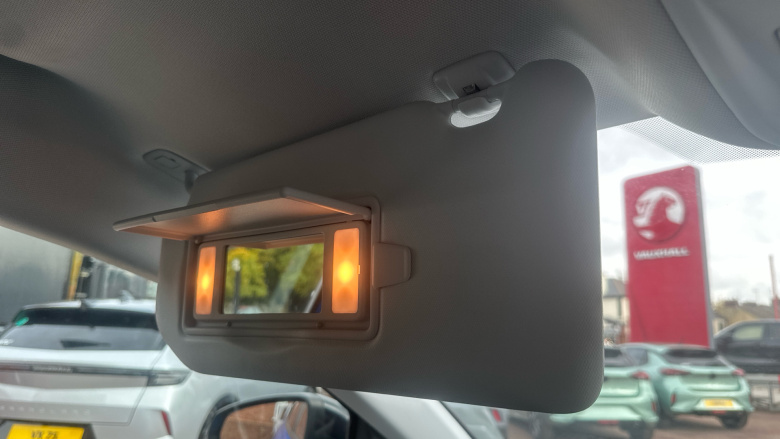 Vauxhall Grandland 1.2 Turbo SRi 5dr Petrol Hatchback